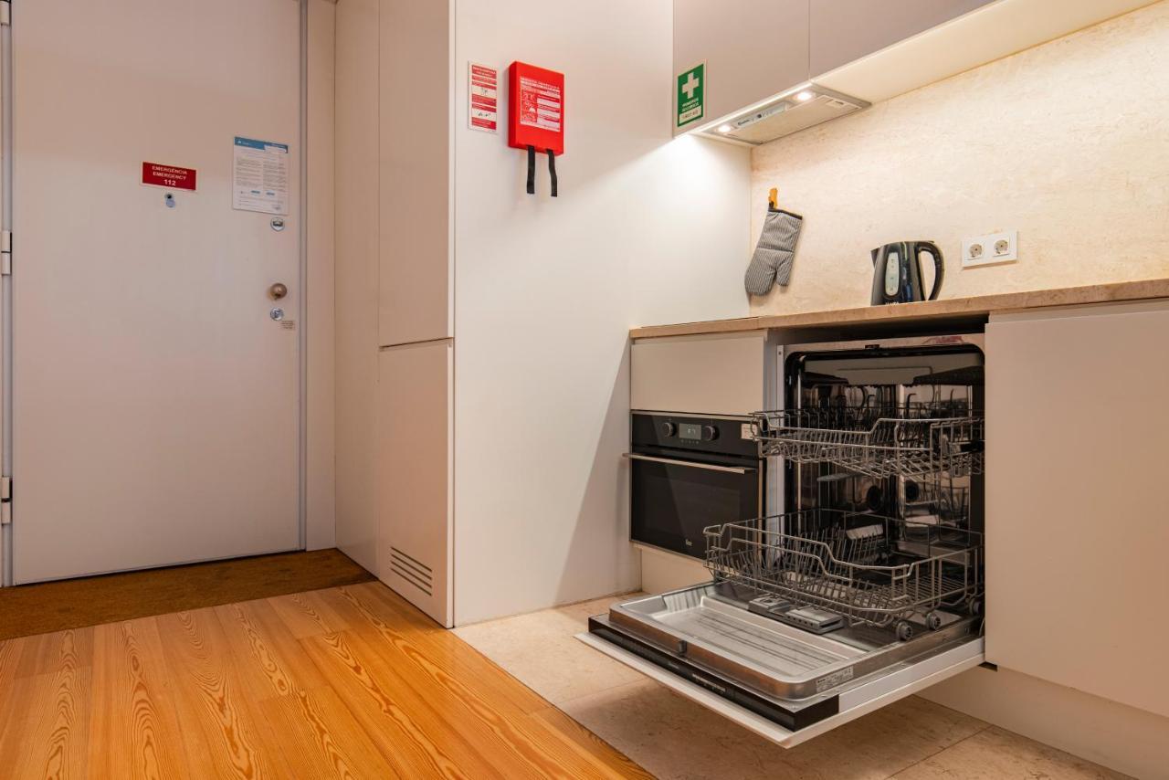 Cozy Downtown Studio By Lovelystay Lisbon Exterior photo